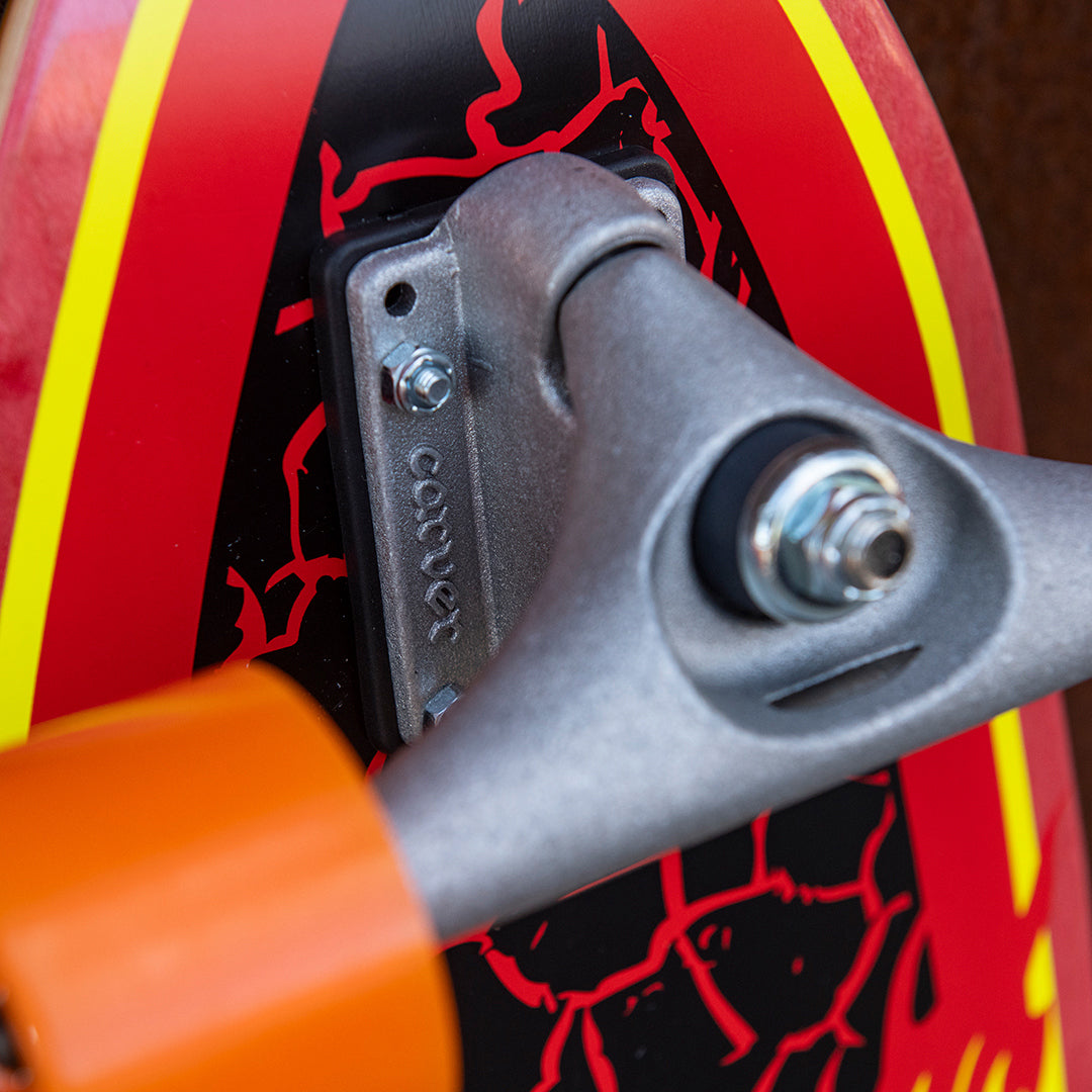 Cruiser Completo SANTA CRUZ FLAME DOT SHARK CARVER 9.85