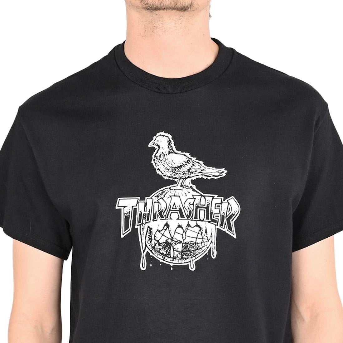 Camiseta Thrasher magazine x Anti hero COVER THE EARTH - Black/Preto