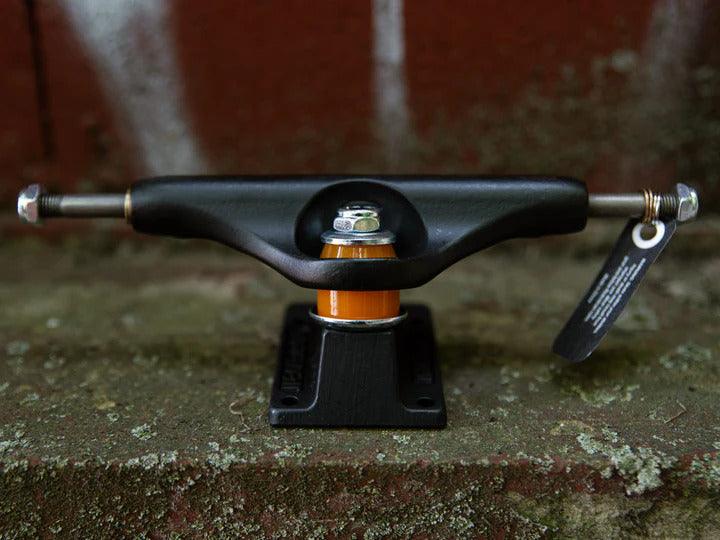 Independent Trucks Stage XI BLACKOUT STD - 149mm