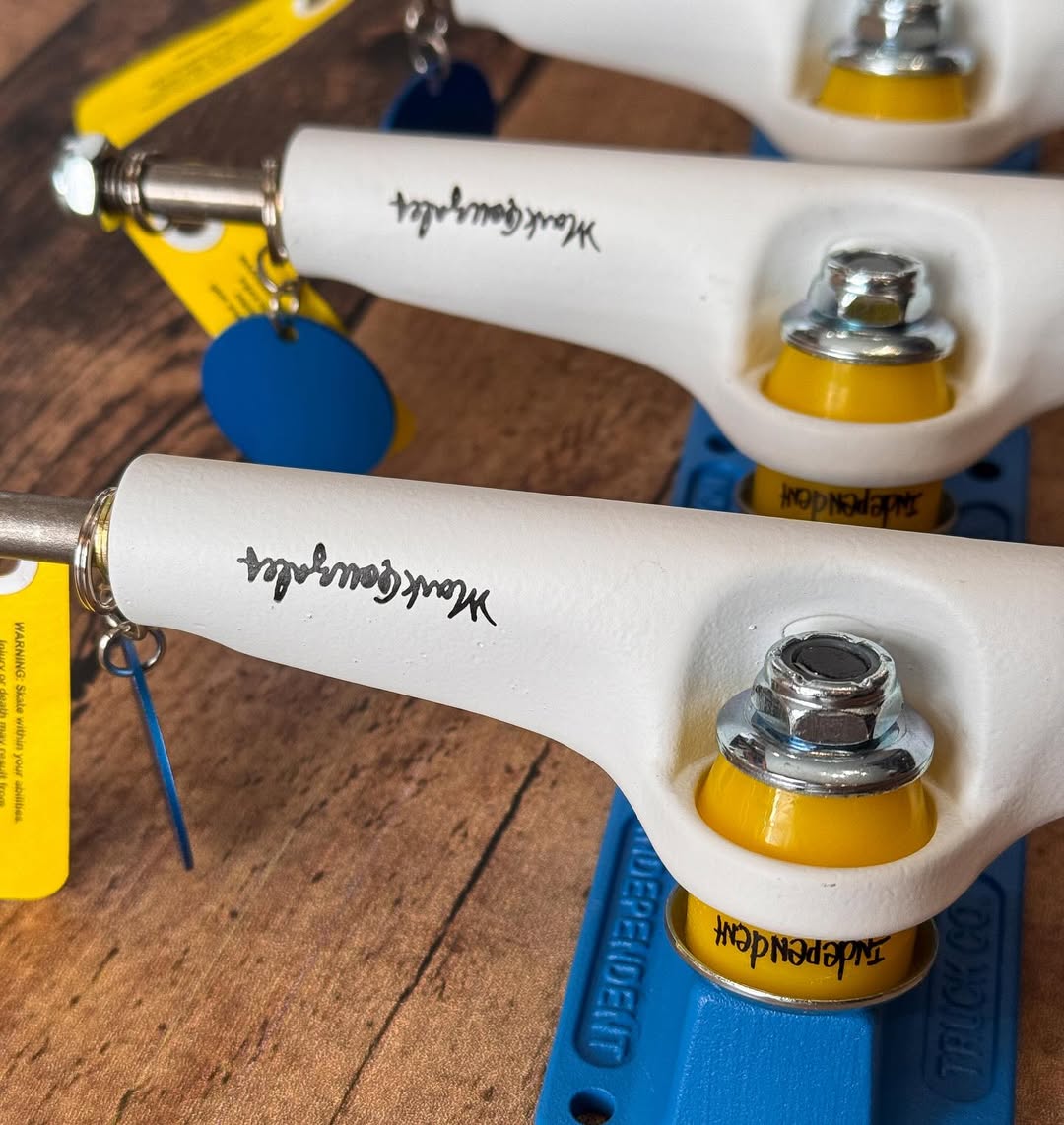 Trucks Independent 151 Stage 4 Pro Mark Gonzales Flat White Blue Standard - PRE VENDA