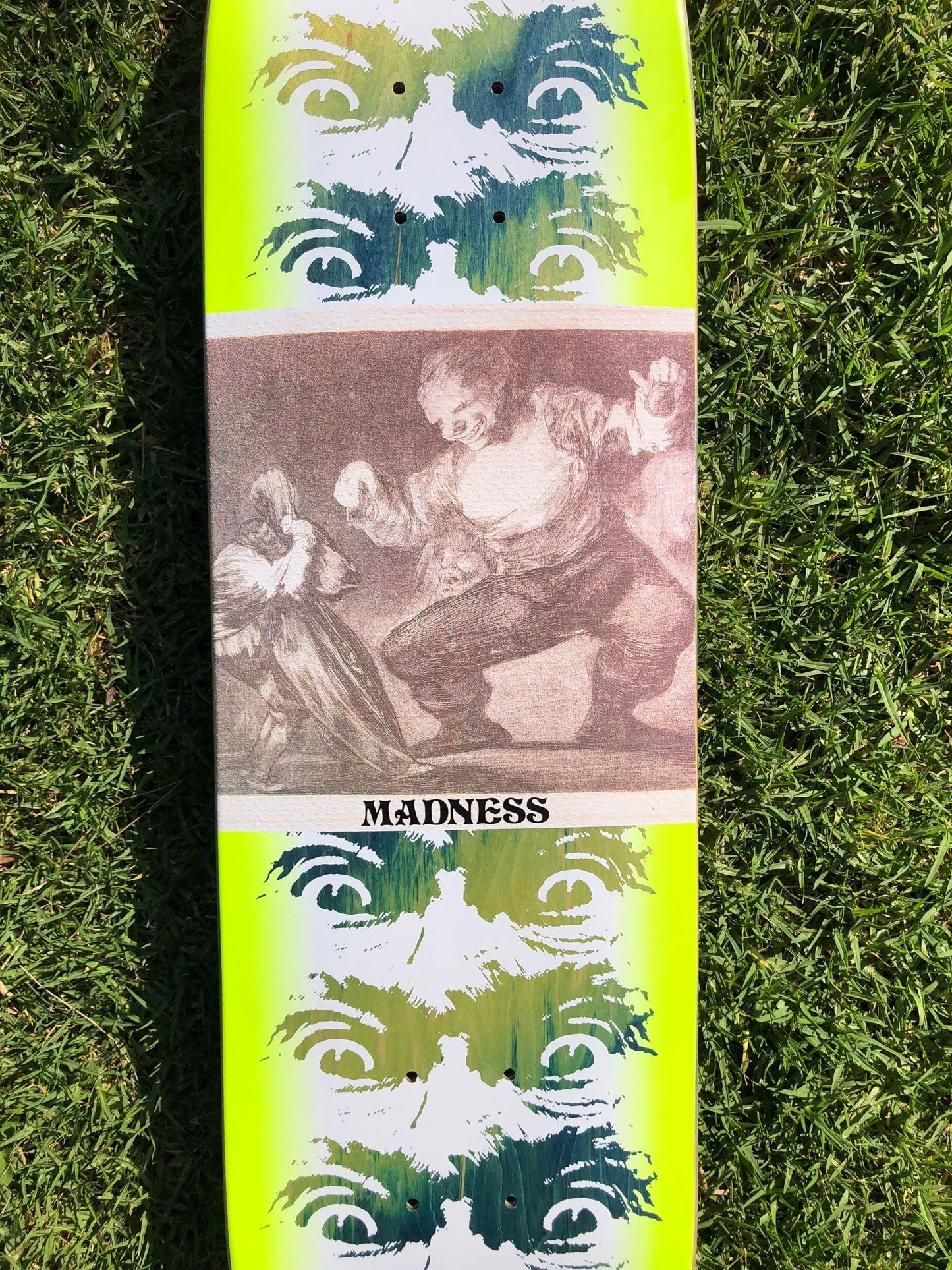 Shape Maple Madness Desperate Eyes Super Sap Resin-7 8.375