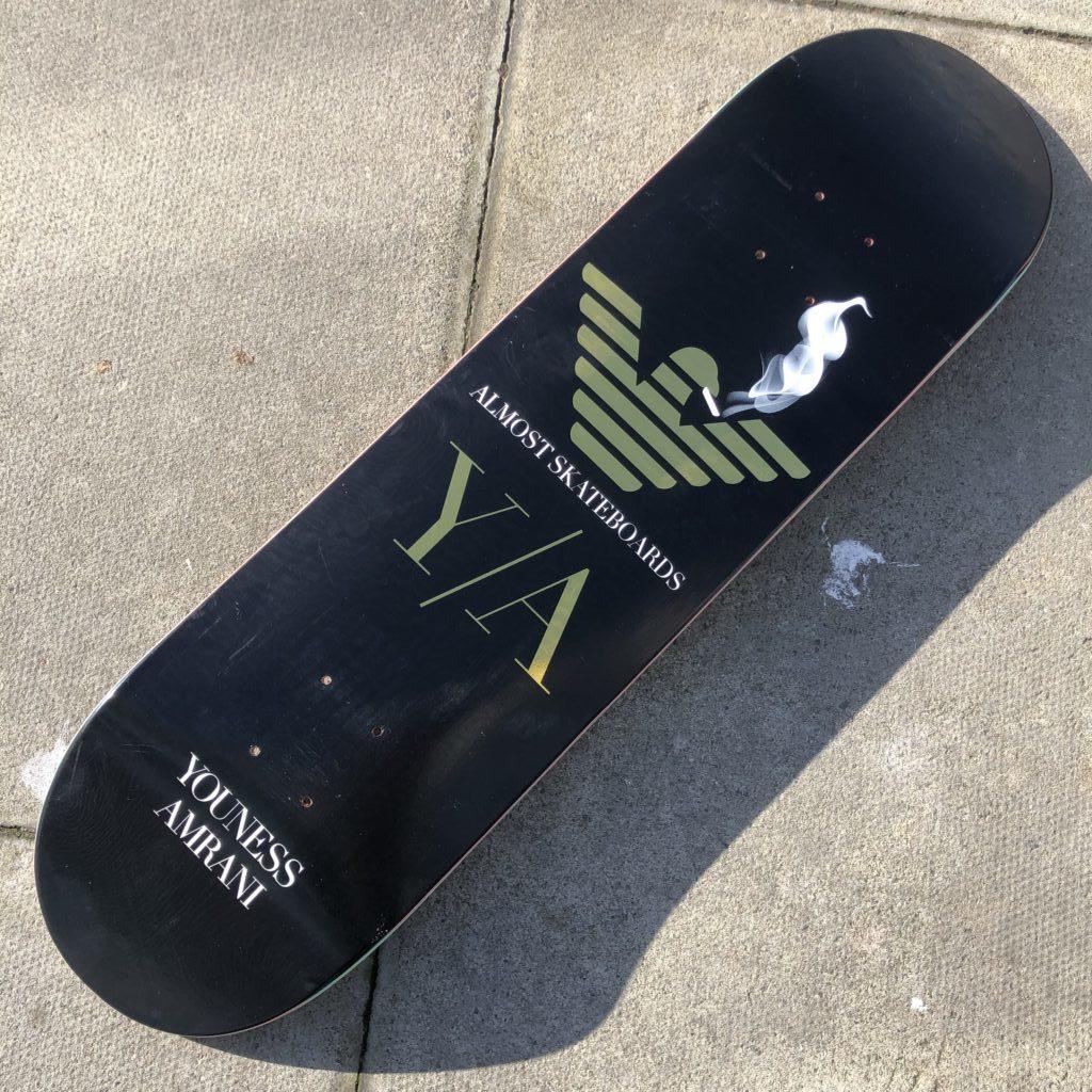 Shape Maple Almost Skateboard Youness Luxury Foil Super Sap 8.0
