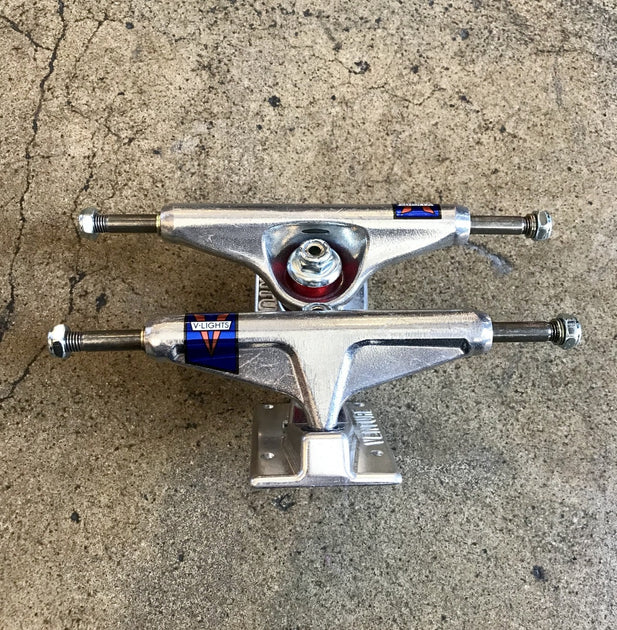 Truck Venture trucks V-light all Polished HI 149mm + Roda Spitfire