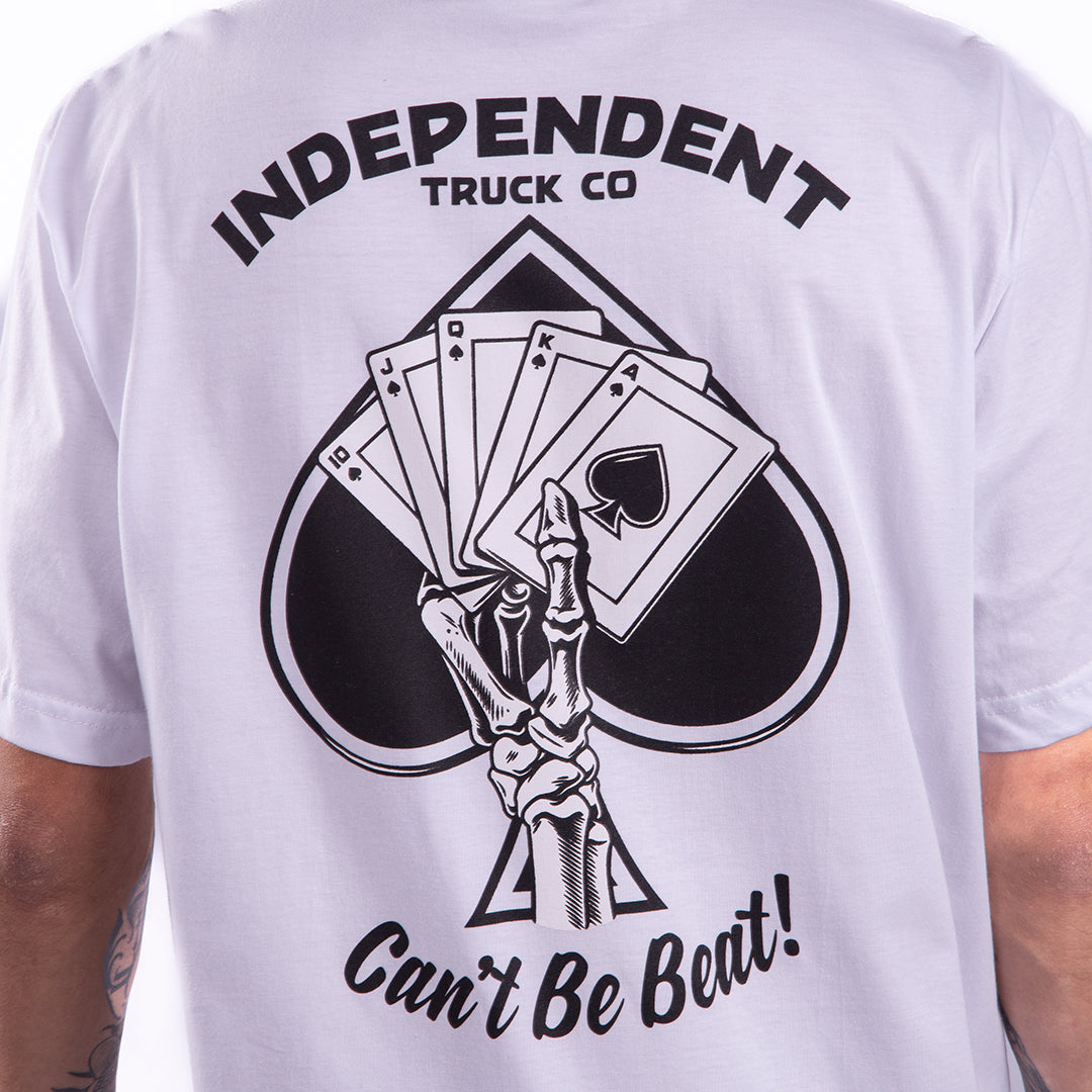 Camiseta Independent Trucks ROYAL FLUSH SS - Branco/White